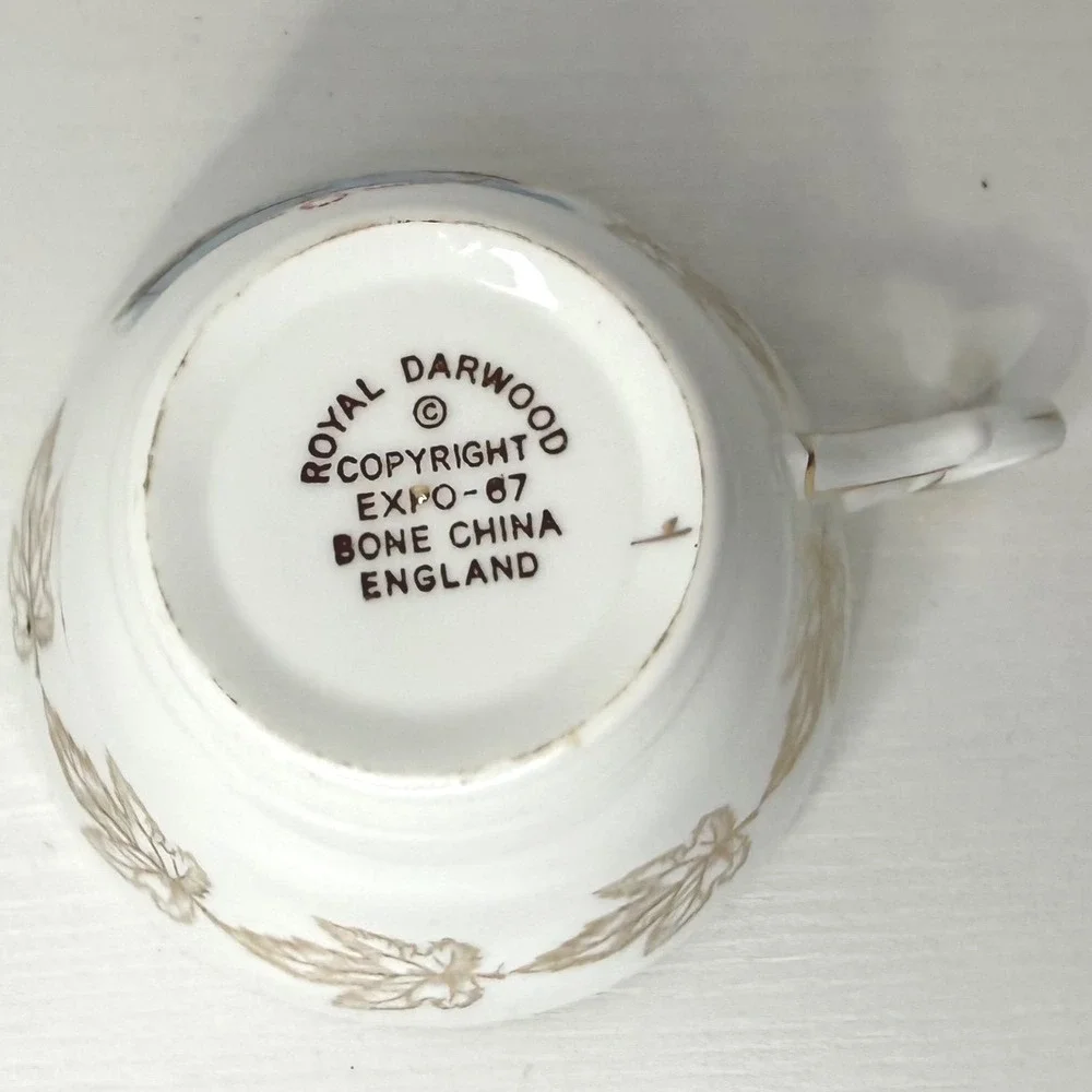 Royal Darwood Expo 67 Montreal Canada Souvenir Teacup Bone China England
